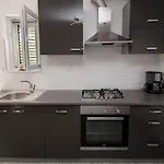 Ana Διαμέρισμα *
