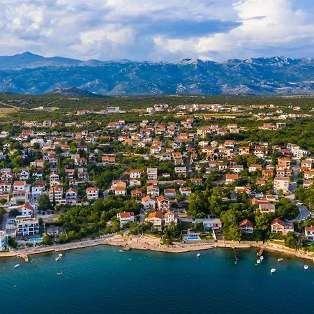 Ana Apartment Maslenica